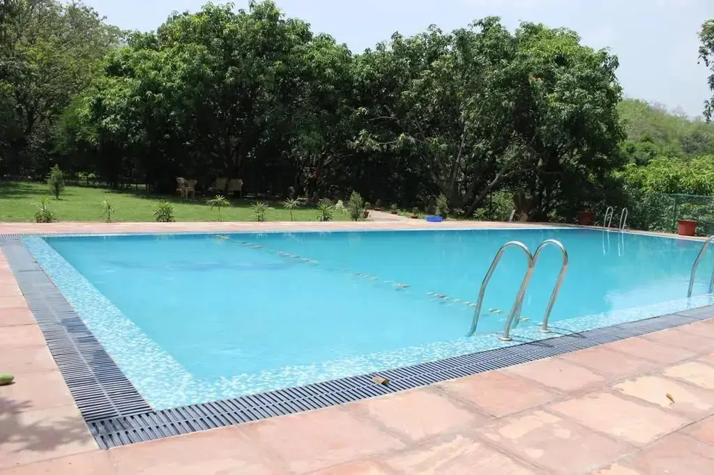 Наинитал: Corbett Aroma Havens Resort