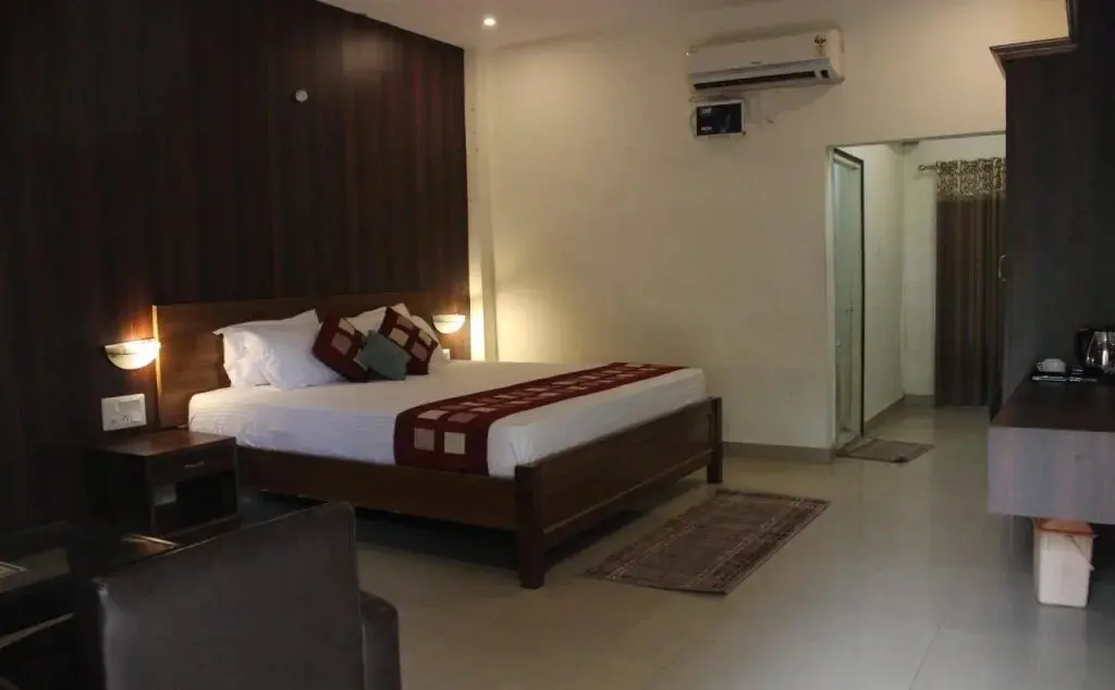 Наинитал: Corbett Aroma Havens Resort