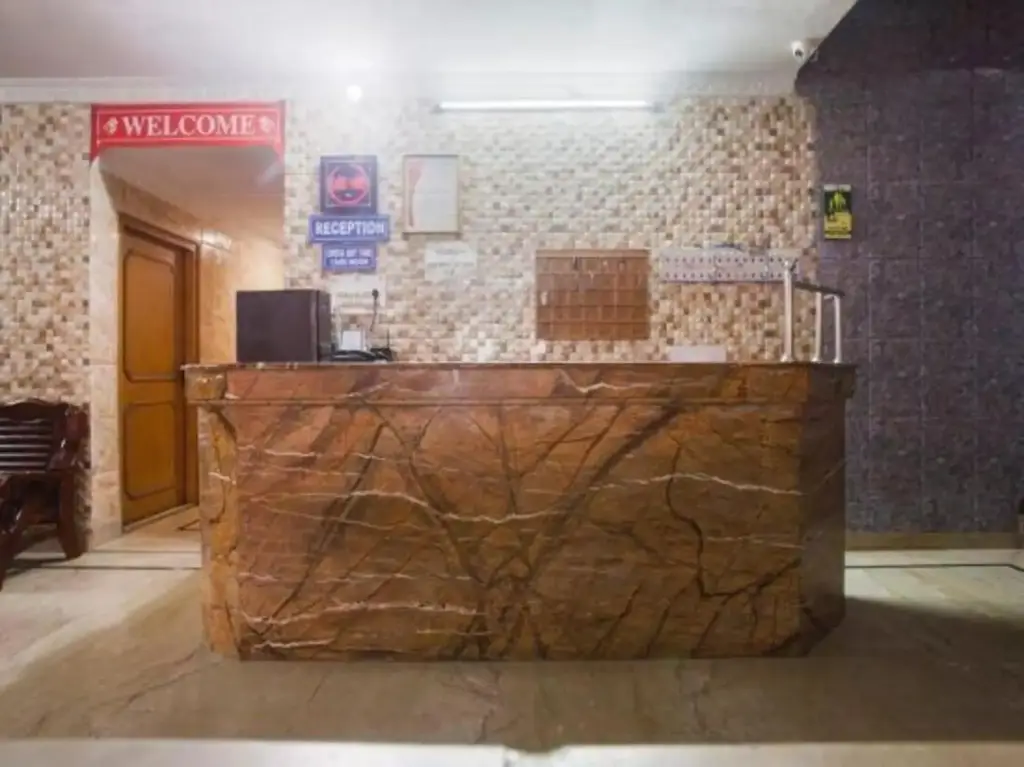 Мератх: Hotel Grant Deluxe