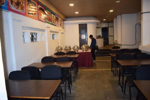 Лонавала: Hotel Manas