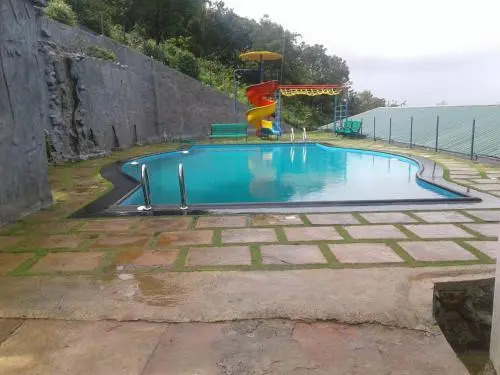 Какабе: Paithal Resort