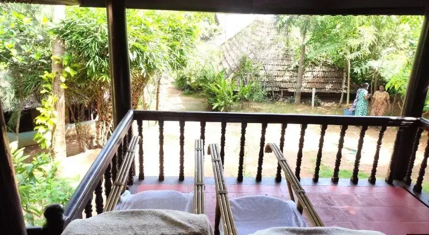 Варкала: Varkala Marine Palace