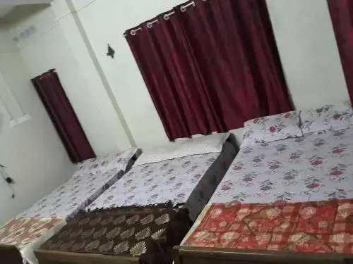 Куттикканам: Thekkekara Tourist Home Vagamon