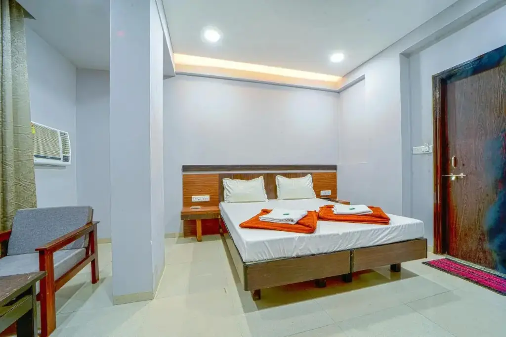 Shri Dwarka lodging — фото 1