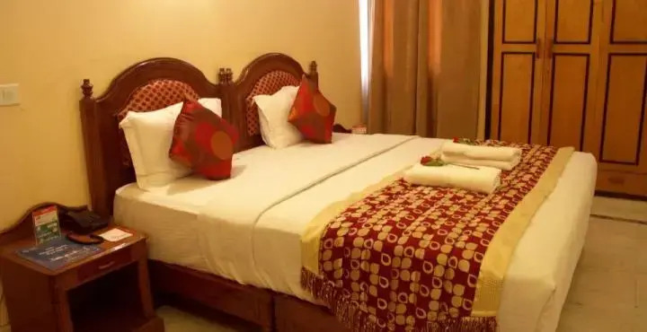 Гуруграм: Emarald Hotel and Resorts