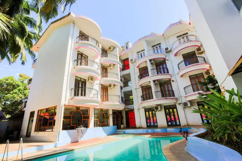 OYO Townhouse 256 Silver Palm Resort — фото 1