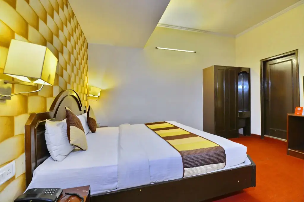 Джайпур: Hotel Maharani Plaza
