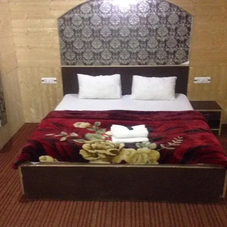 Шринагар: Hotel Babu