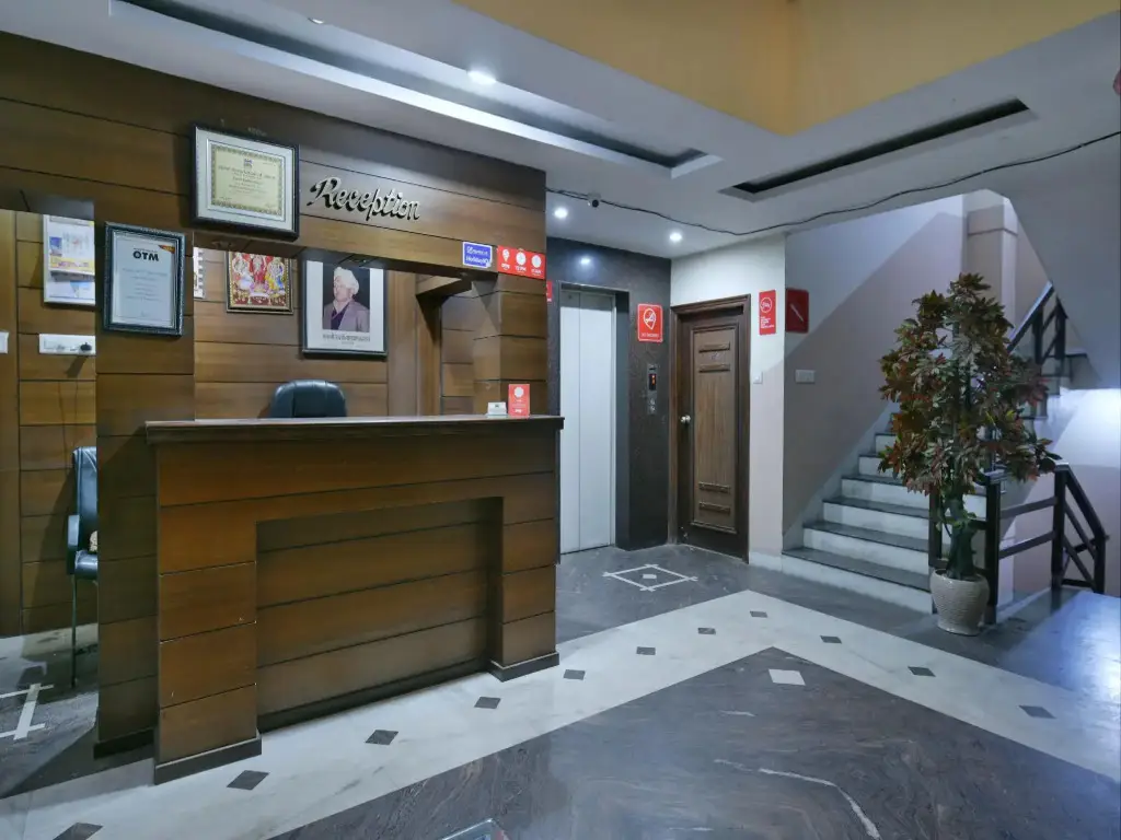 Джайпур: OYO 2289 Hotel Radha Palace