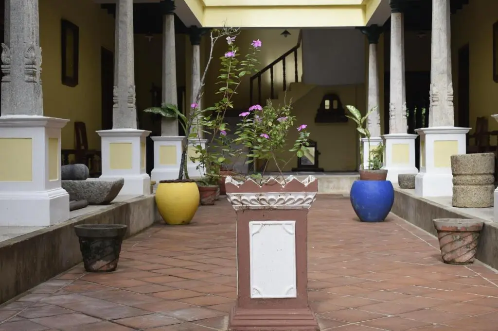 Гангайконда-Чолапурам: Saradharam Heritage Hotel Lakshmi Vilas