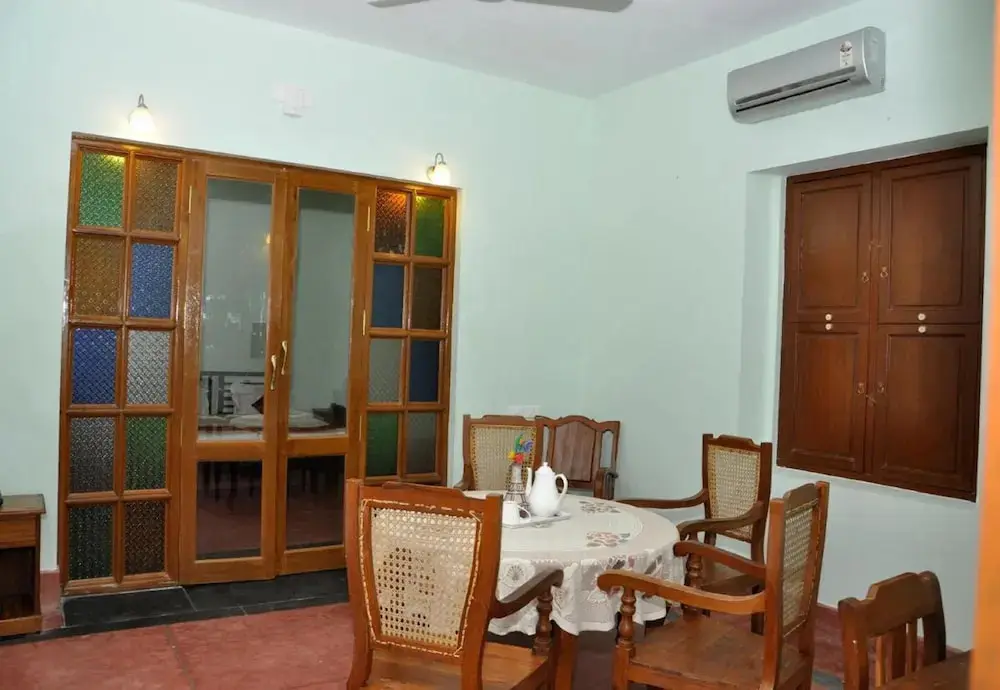Гангайконда-Чолапурам: Saradharam Heritage Hotel Lakshmi Vilas