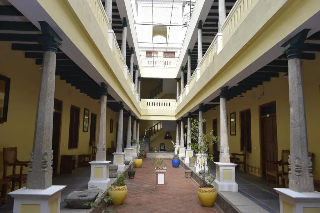 Гангайконда-Чолапурам: Saradharam Heritage Hotel Lakshmi Vilas