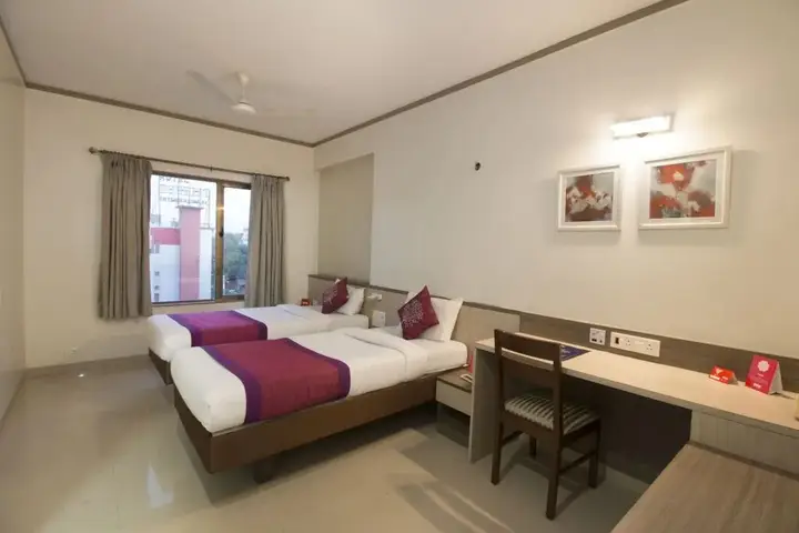 Пуна: Collection O 76358 Kapil Residency Parage Chowk