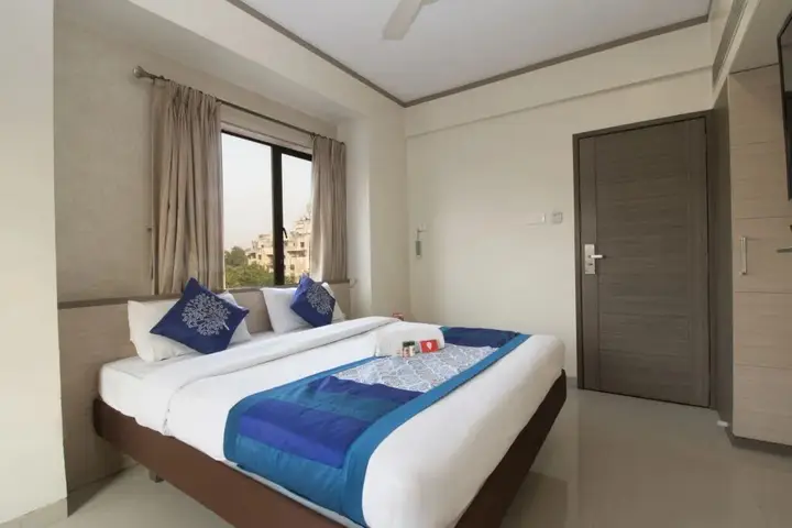 Пуна: Collection O 76358 Kapil Residency Parage Chowk