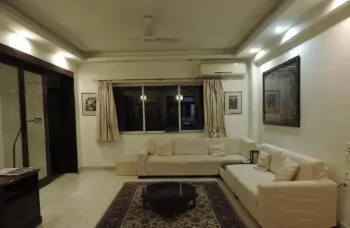 Колката: Emerald Mayfair