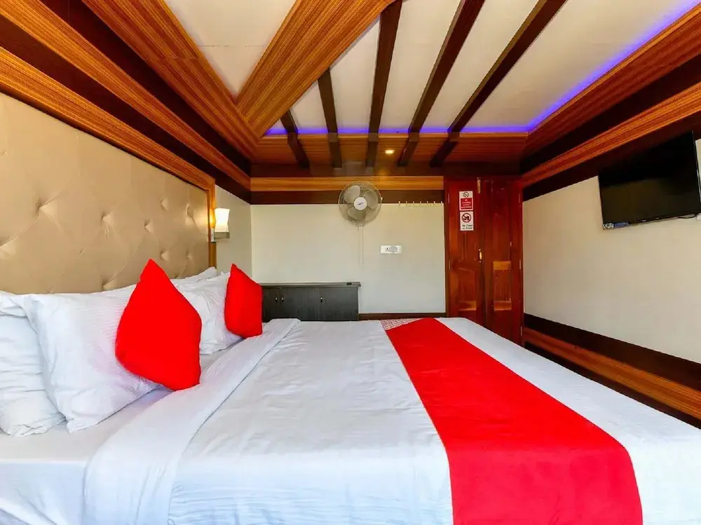 Аллеппи: Kerala Vacation Houseboat