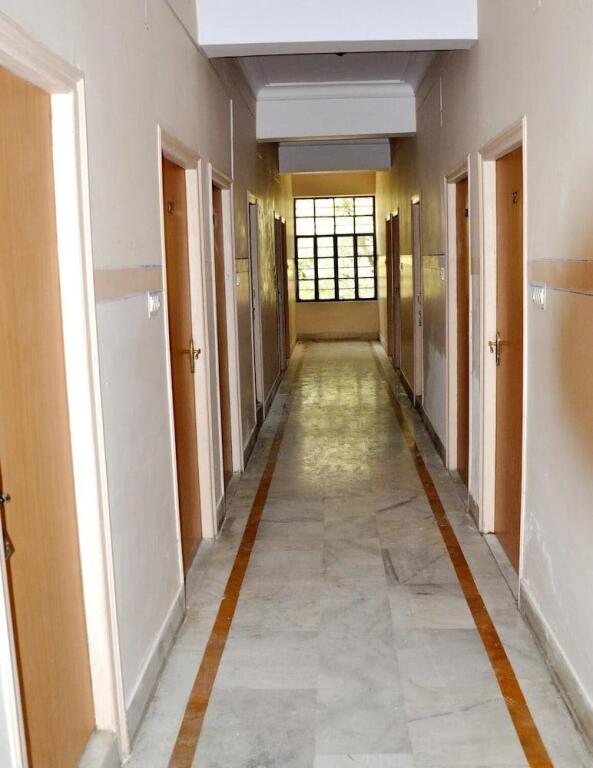Читторгарх: Hotel Kirti Plaza