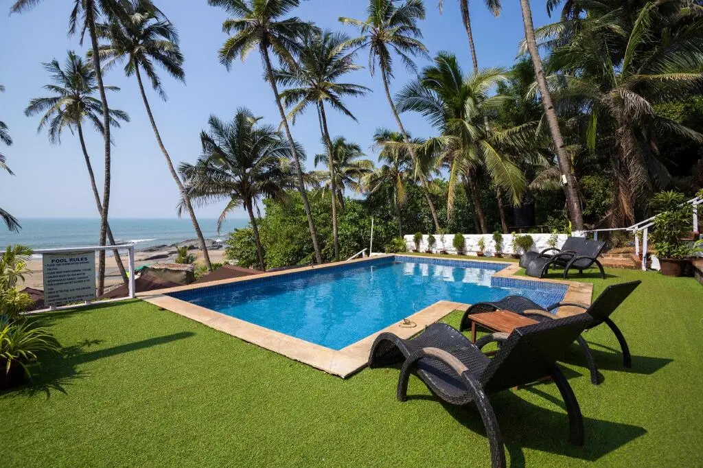 Вагатор: Antares Beach Resort