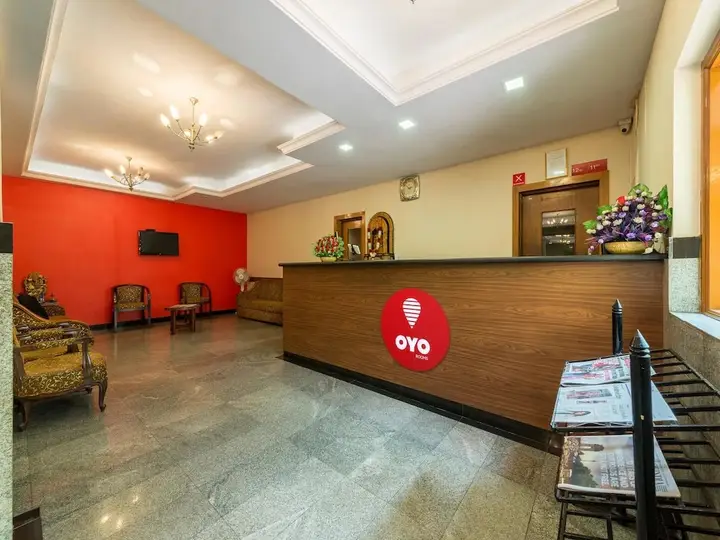 Бангалор: OYO 3722 Hotel StayEasy Majestic