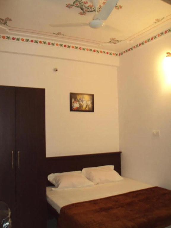 Удаипур: Mewar Avenue Guest House
