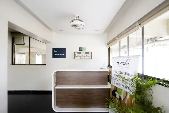 Пуна: FabHotel Blossoms Pune Airport (Viman Nagar)