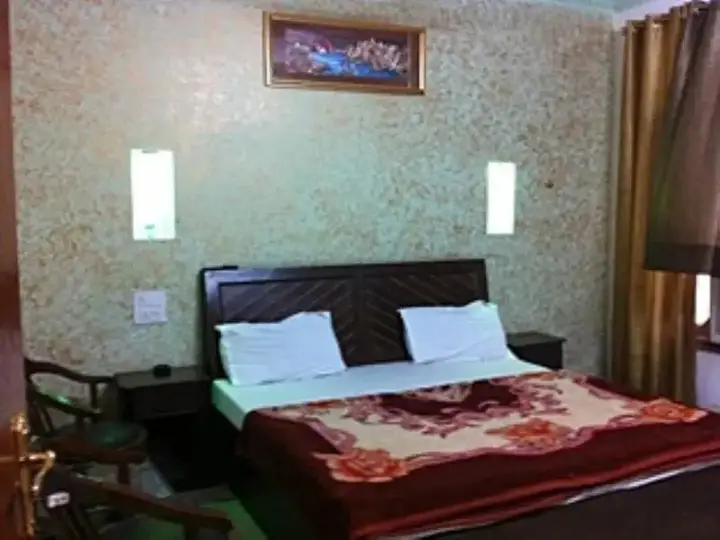 Чандигарх: Hotel Silver Bell