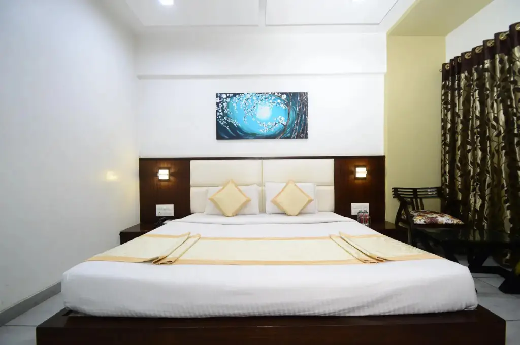 Натхдвара: Crimson Park Shripriya Hotel