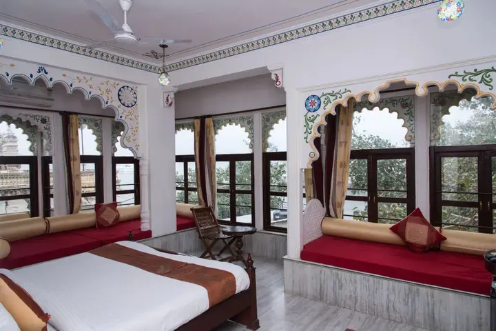 Удаипур: OYO 10319 Hotel Pichola Haveli