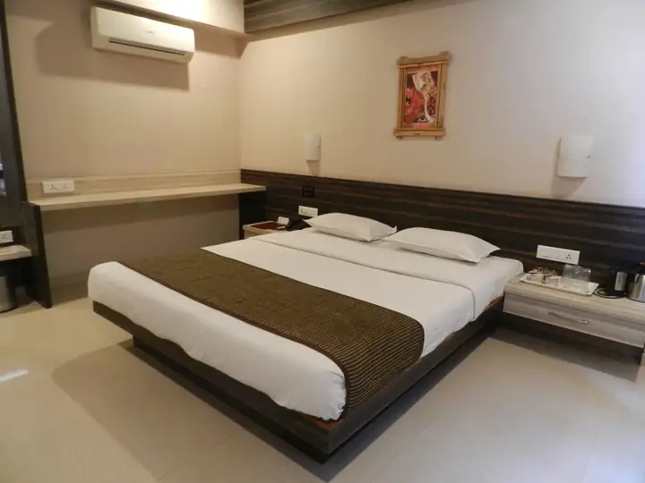 Колхапур: Hotel K Square