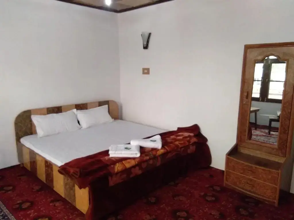 Шринагар: Howrah Guest House