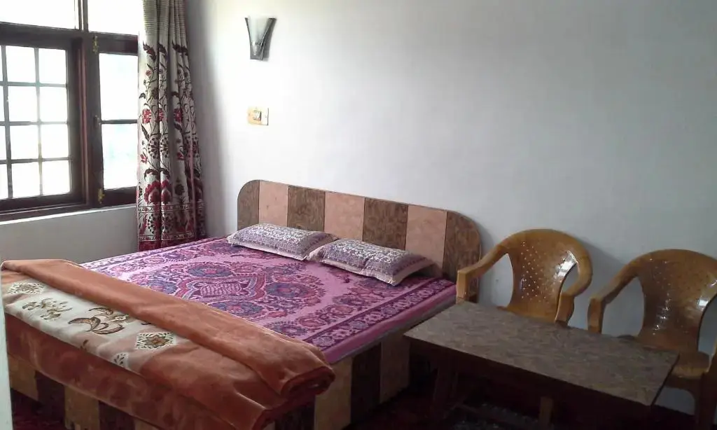 Шринагар: Howrah Guest House