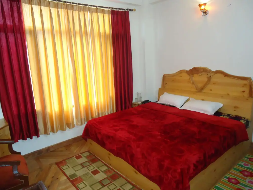 Манали: Hotel Baragarh Regency