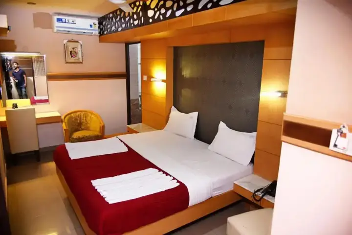 Бангалор: Hotel Grand Choice Stay