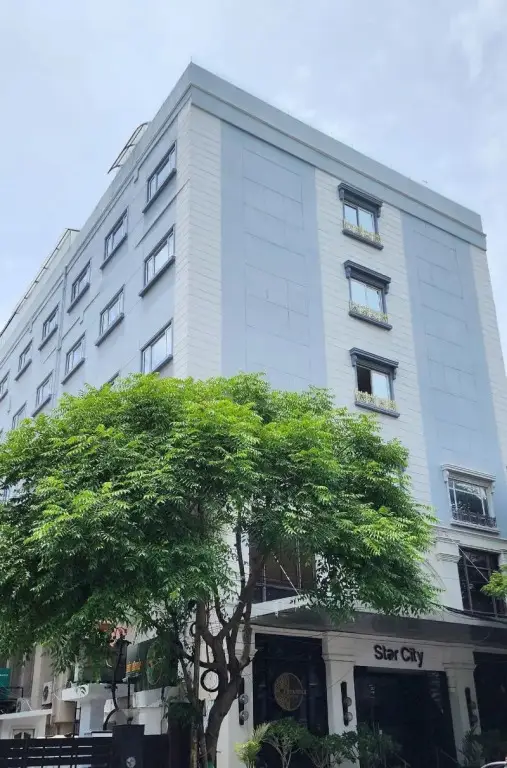 Ченнаи: Star City Hotel
