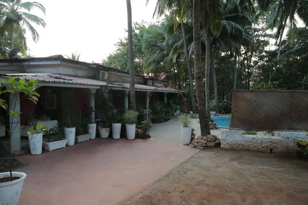 Shantie Shakthi Vagator Resort with Swimming Pool — фото 1