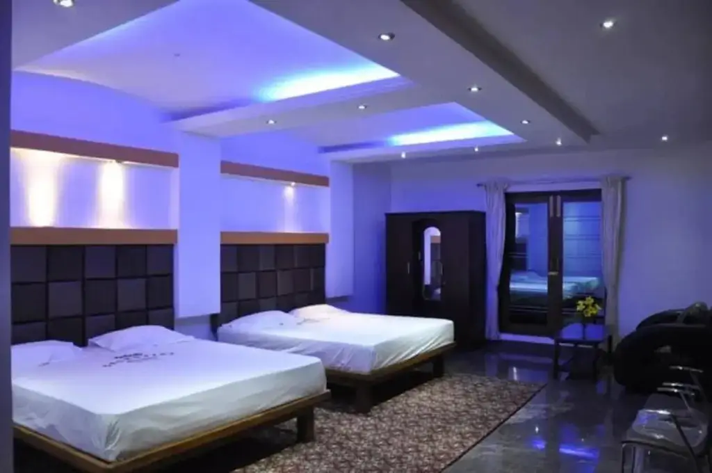 Котагири: Celestial Resorts