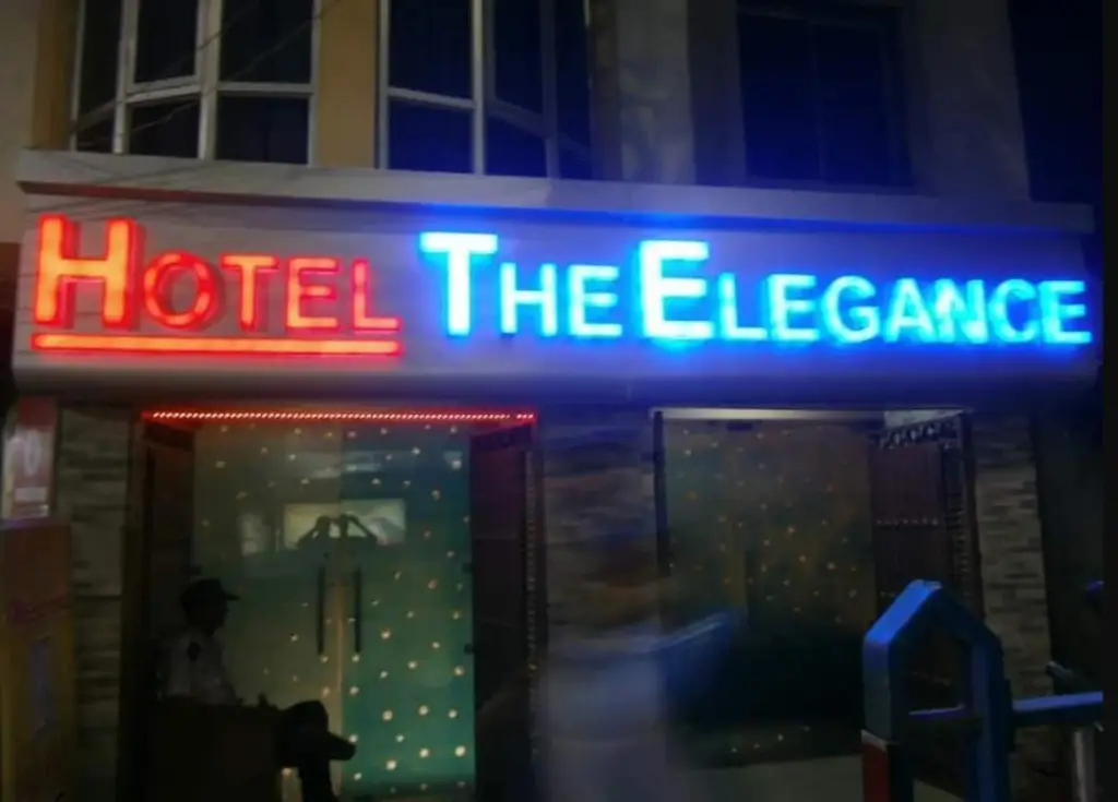 Колката: OYO 909 Hotel the Elegance