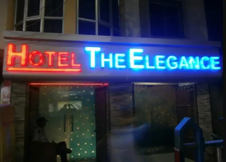Колката: OYO 909 Hotel the Elegance