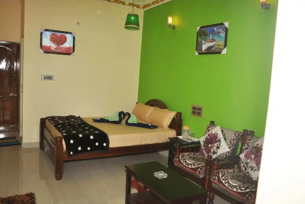 Ваниямбади: Yelagiri Residency