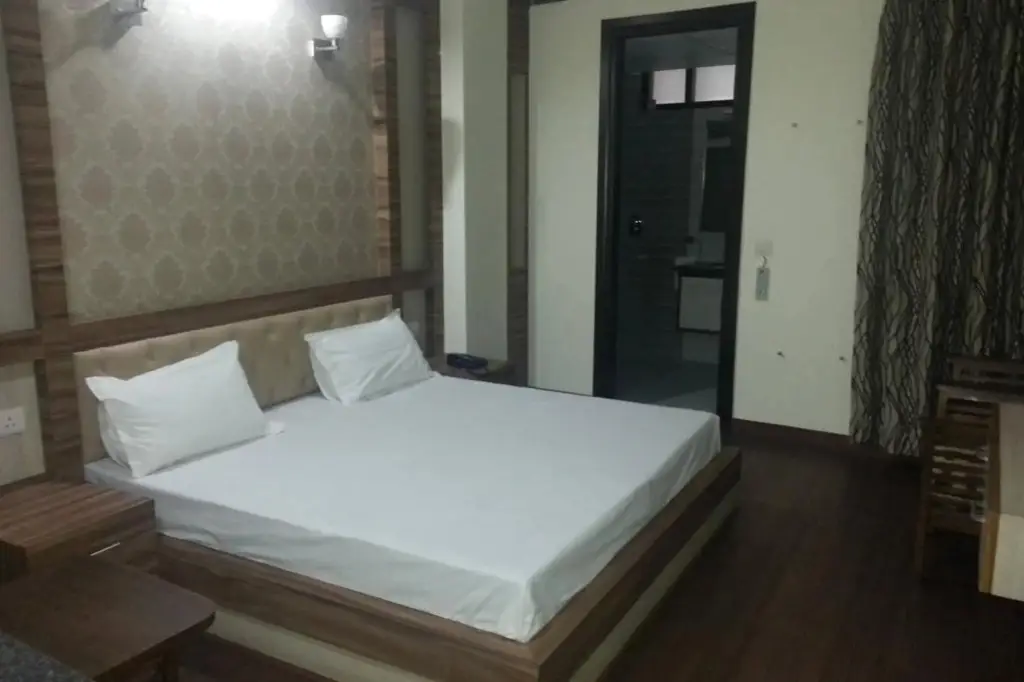 Газиабад: Hotel Sunshine Park