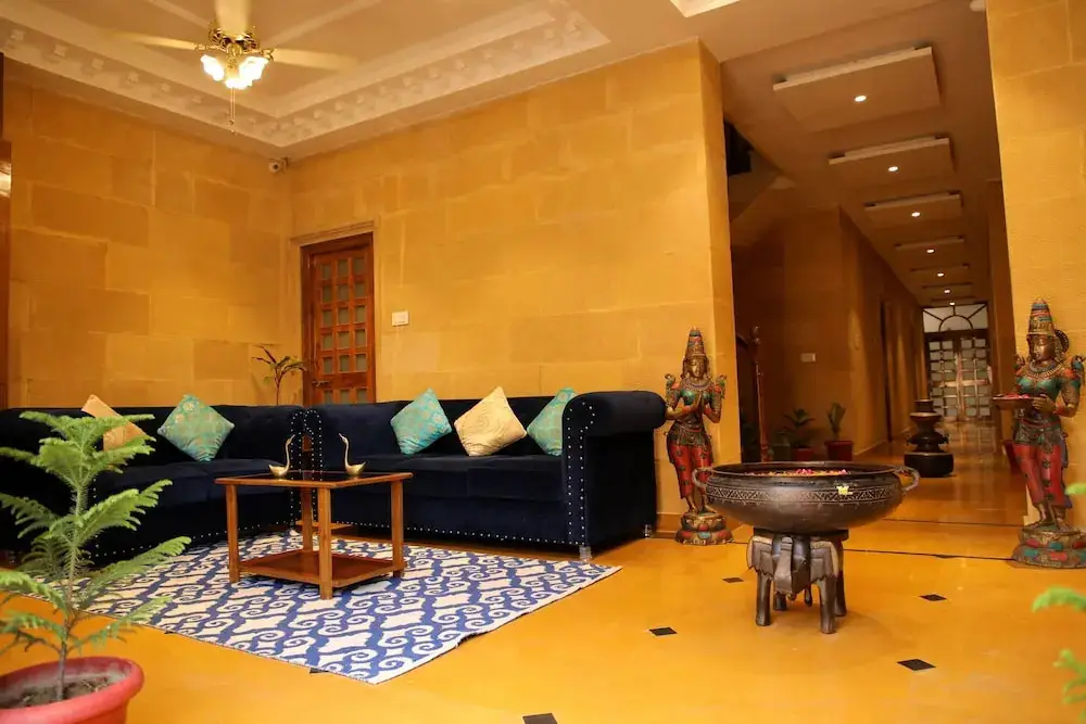 Джайсалмер: Treebo Chandrangan Excellency, 1 Km From Jaisalmer Fort