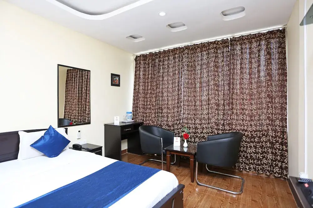 Бхубанешвар: OYO 3393 Midway Inn
