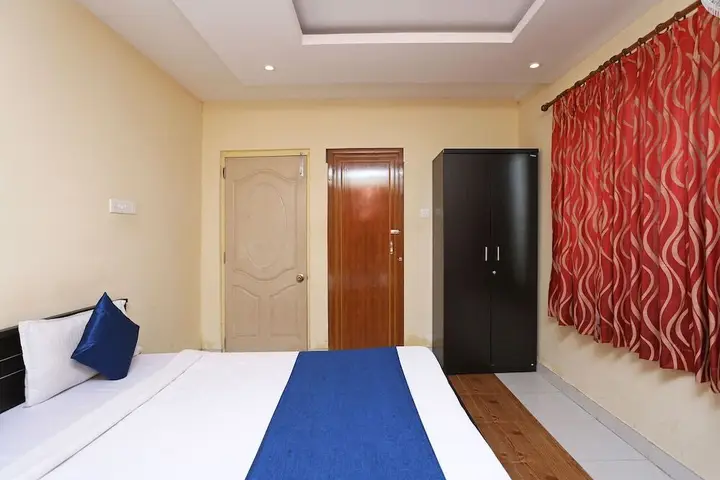 Бхубанешвар: OYO 3393 Midway Inn