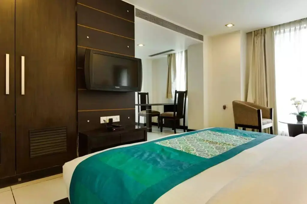 Гуруграм: Hotel Golf View -Suncity