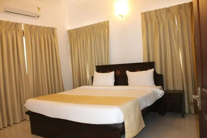 Верем: Pinto Rosario Square Resort and Spa