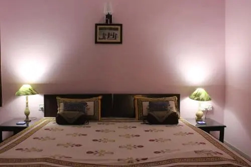 Биканер: Hotel Udai Niwas