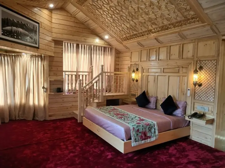Шринагар: Kashmir Mahal Resorts by Stay Pattern