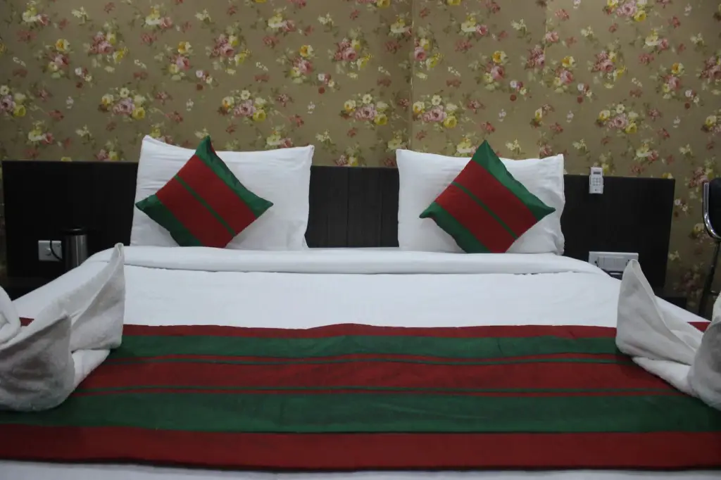 Кота: Hotel Flowers Inn