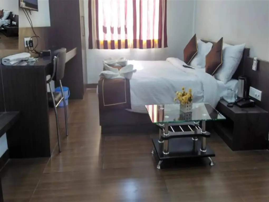 Кота: Hotel Flowers Inn