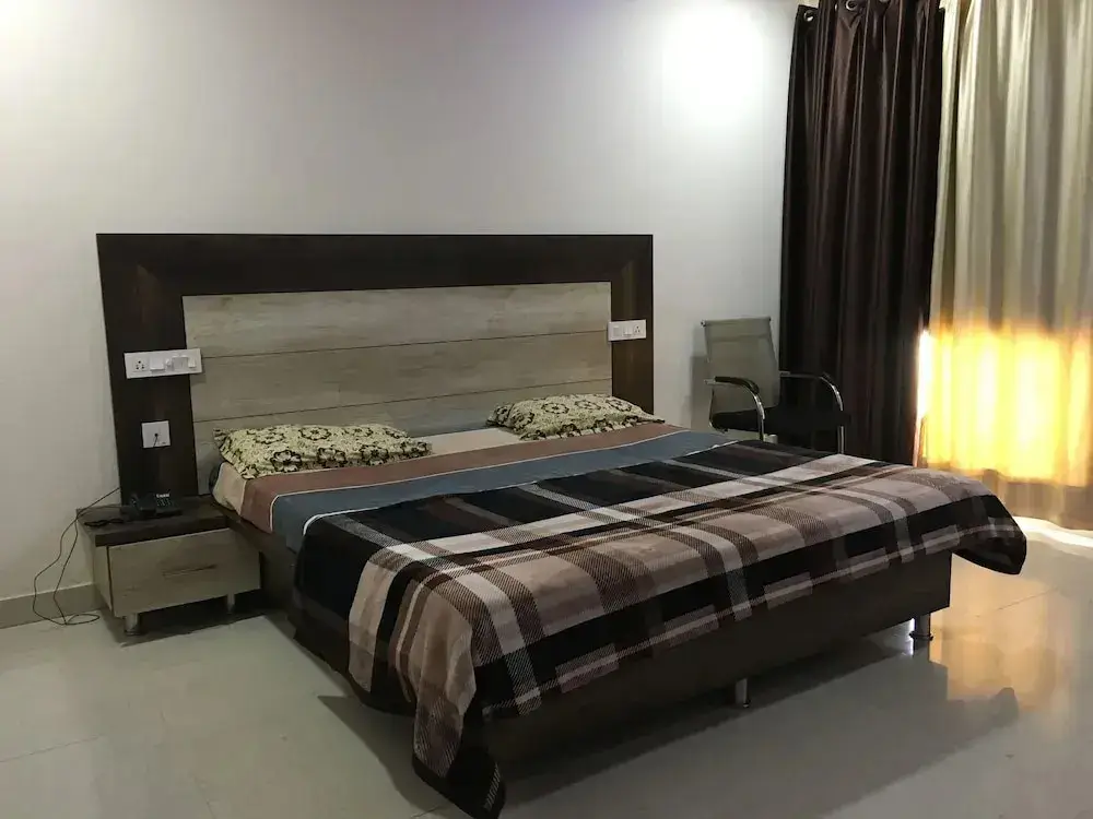 Таннасар: Hotel Dreamz Residency